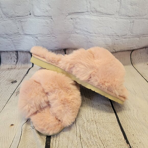 Sam Edelman Women's Jeane Fluffy Crisscross Slippers - Picture 4 of 6